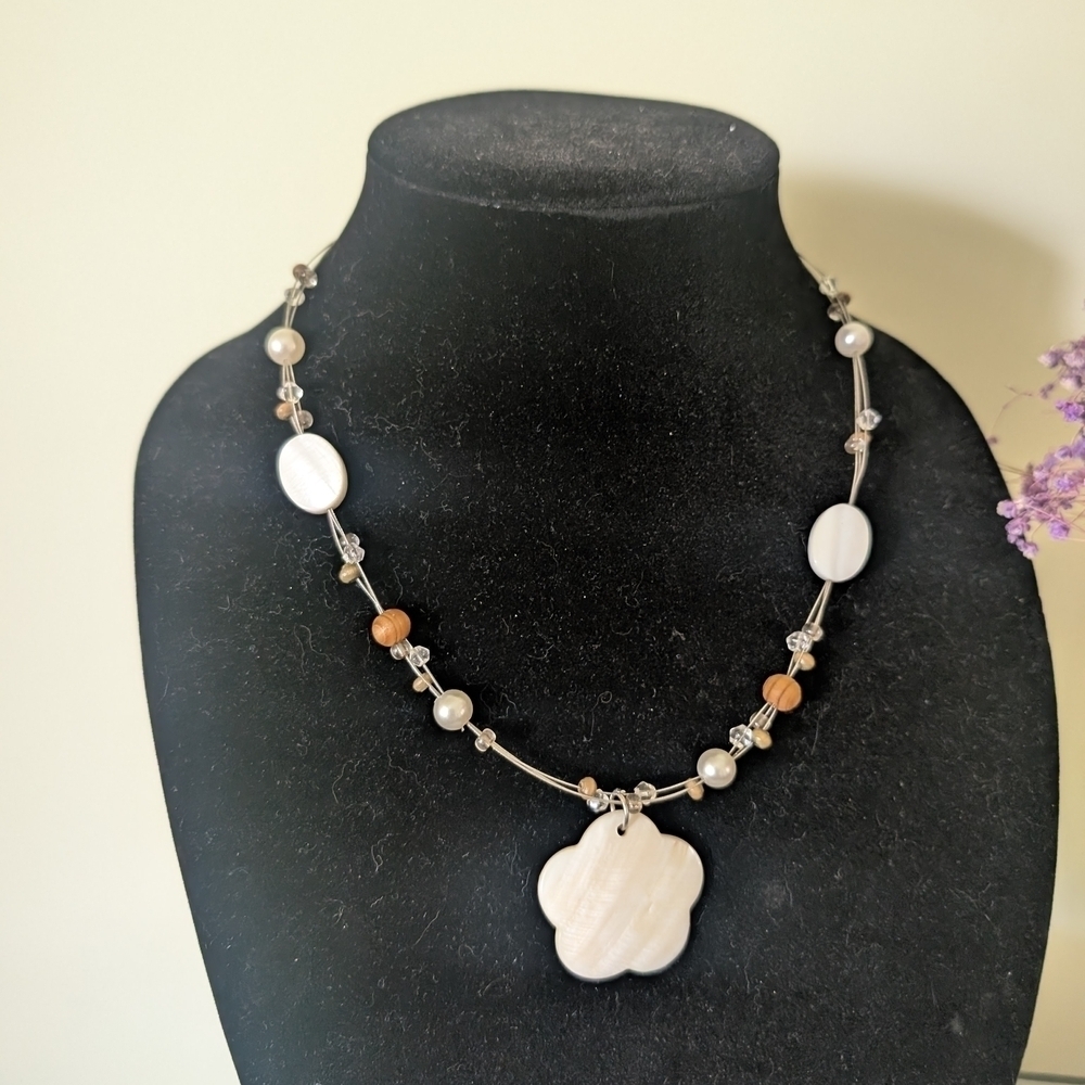 Elegant Pearl and Shell Necklace